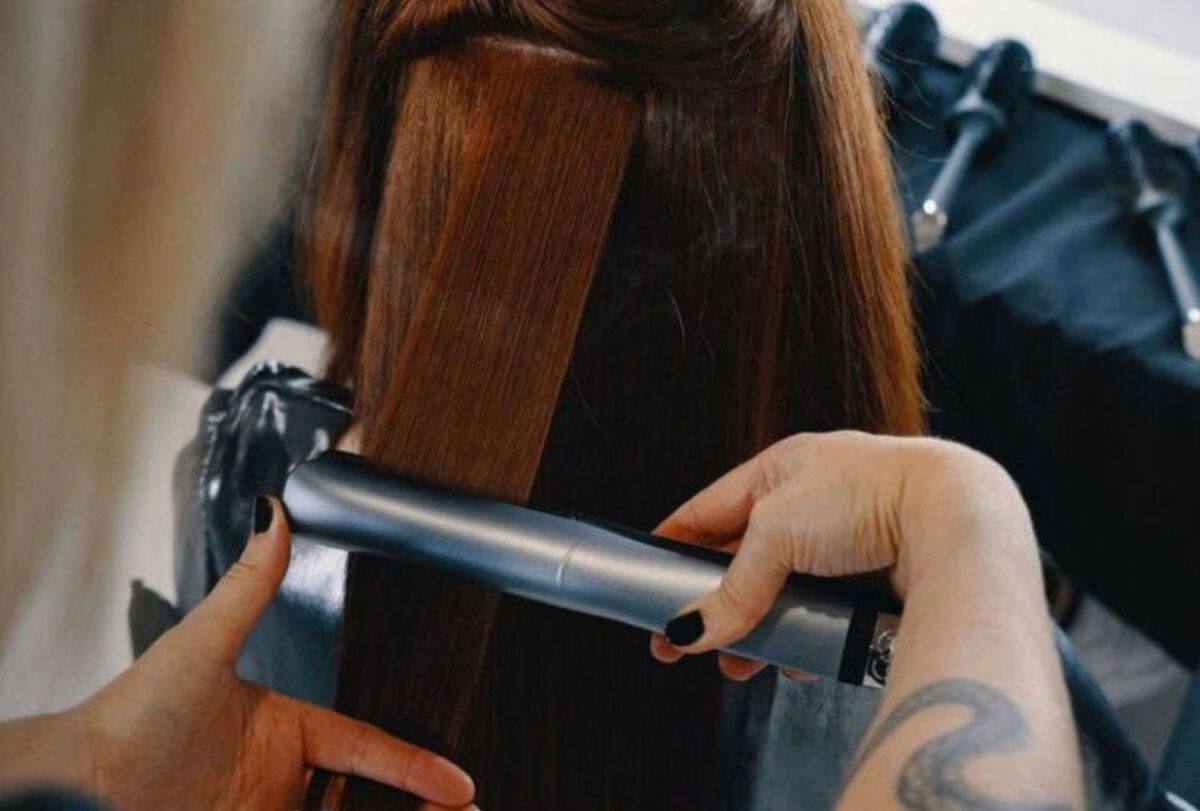 Comment bien se lisser les cheveux au fer